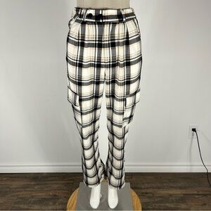 NWT Forever 21 Black and White Cargo Pants M